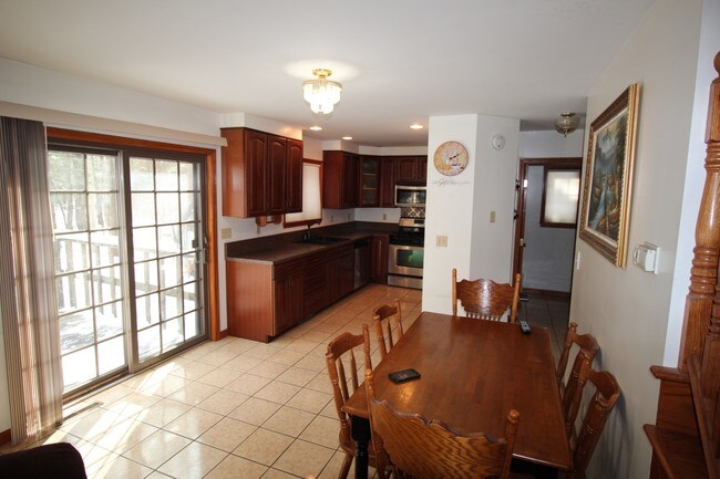 Foto del edificio - 3100 Ridgewood Dr