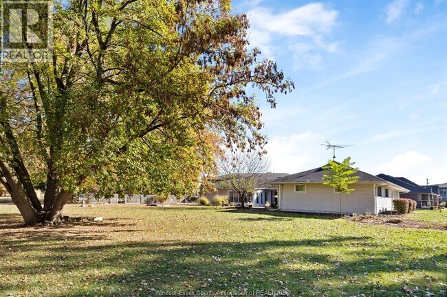 Photo du bâtiment - 1650 Gladys Blvd