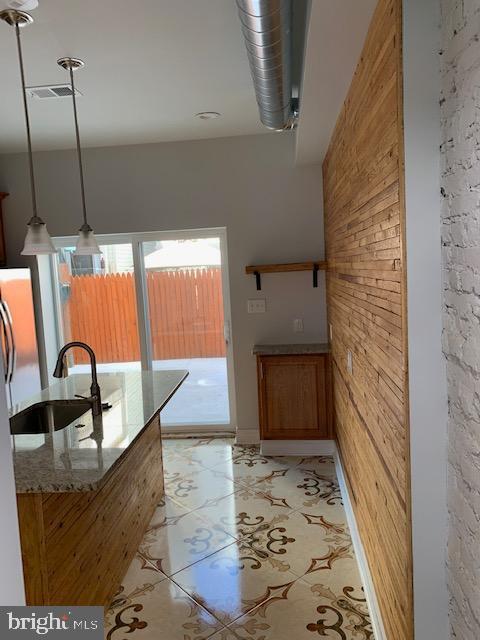 Foto principal - 2628 E Harold St