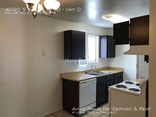 Building Photo - 4090 S 300 E