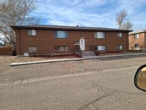 Building Photo - 3027 Denver St