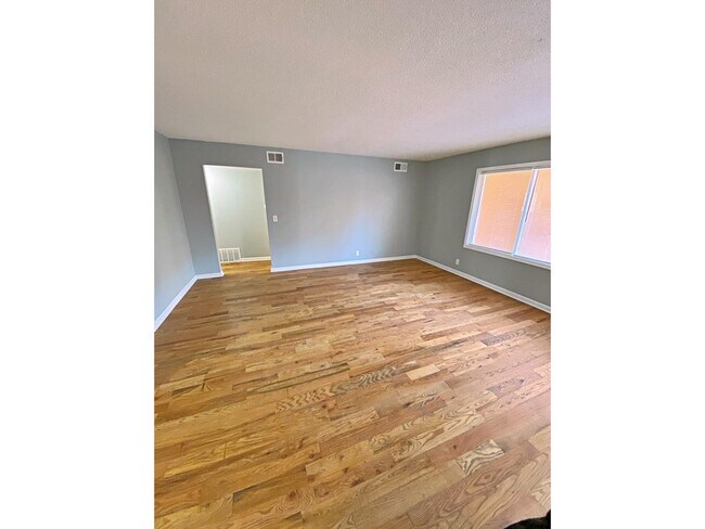 Foto del edificio - 5124 NW Radial Hwy