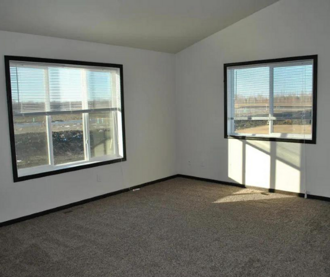 Foto del edificio - Twin Home for rent in West Fargo