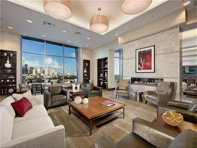 Foto del edificio - 3233 W Dallas St