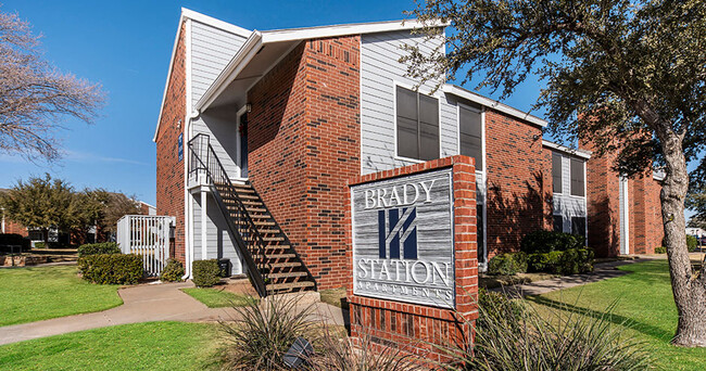 Foto del edificio - Brady Station Apartments