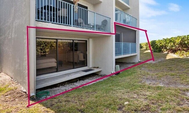 Foto del edificio - 11000 S Ocean Dr