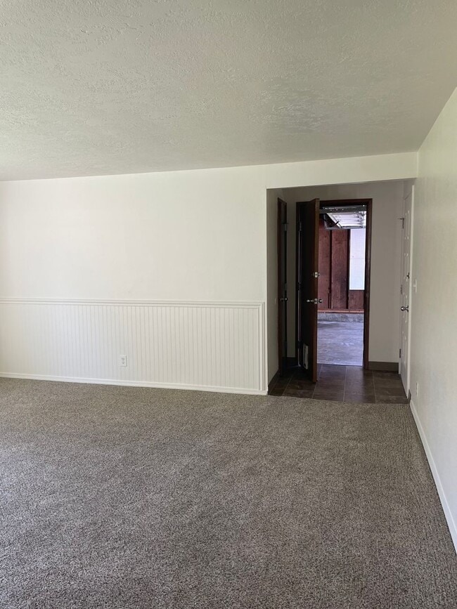 Foto del edificio - 3 bed 2 bath house in South Salem!