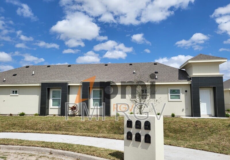 Foto principal - 1037 French Ave