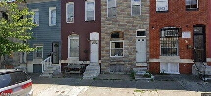 Building Photo - 2611 E Monument St