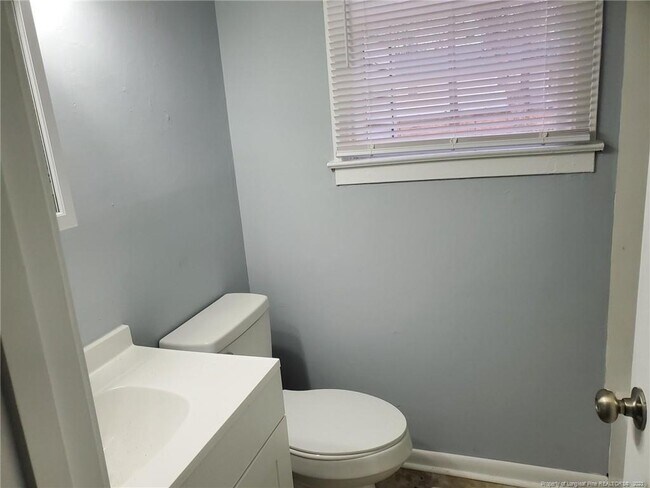 Foto del edificio - 1141 Acorn St