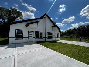 Building Photo - 5710 Delmack St