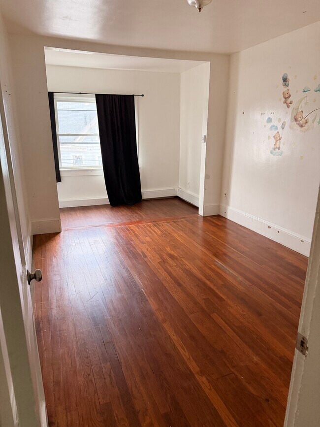 Foto del edificio - 392 Court St