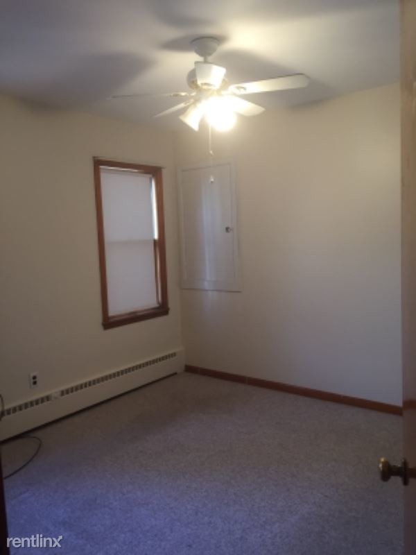 Building Photo - 3 br, 1 bath Apartment - 2 N Edgewood