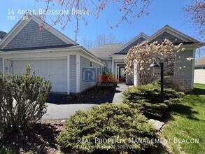 Building Photo - 14 Apple Blossom Dr