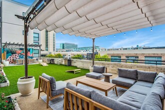 Building Photo - The Lofts at City Centre