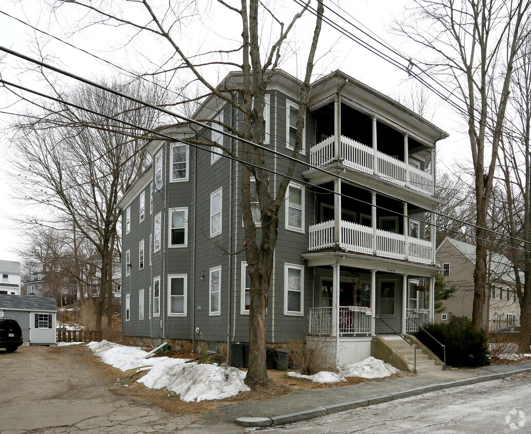 79 Ellsworth St, Brockton, MA 02301 Apartments in Brockton, MA