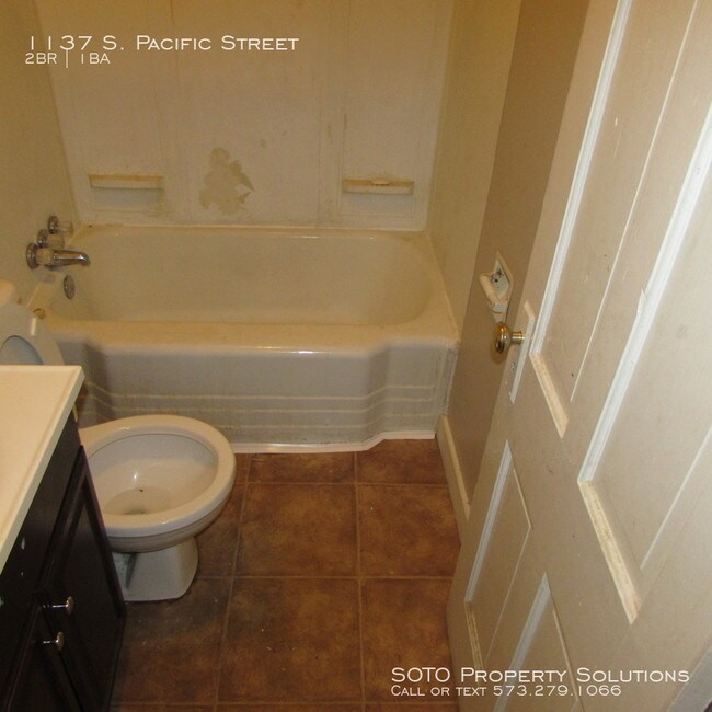 Building Photo - 2BD/1BA HUD Accepted House