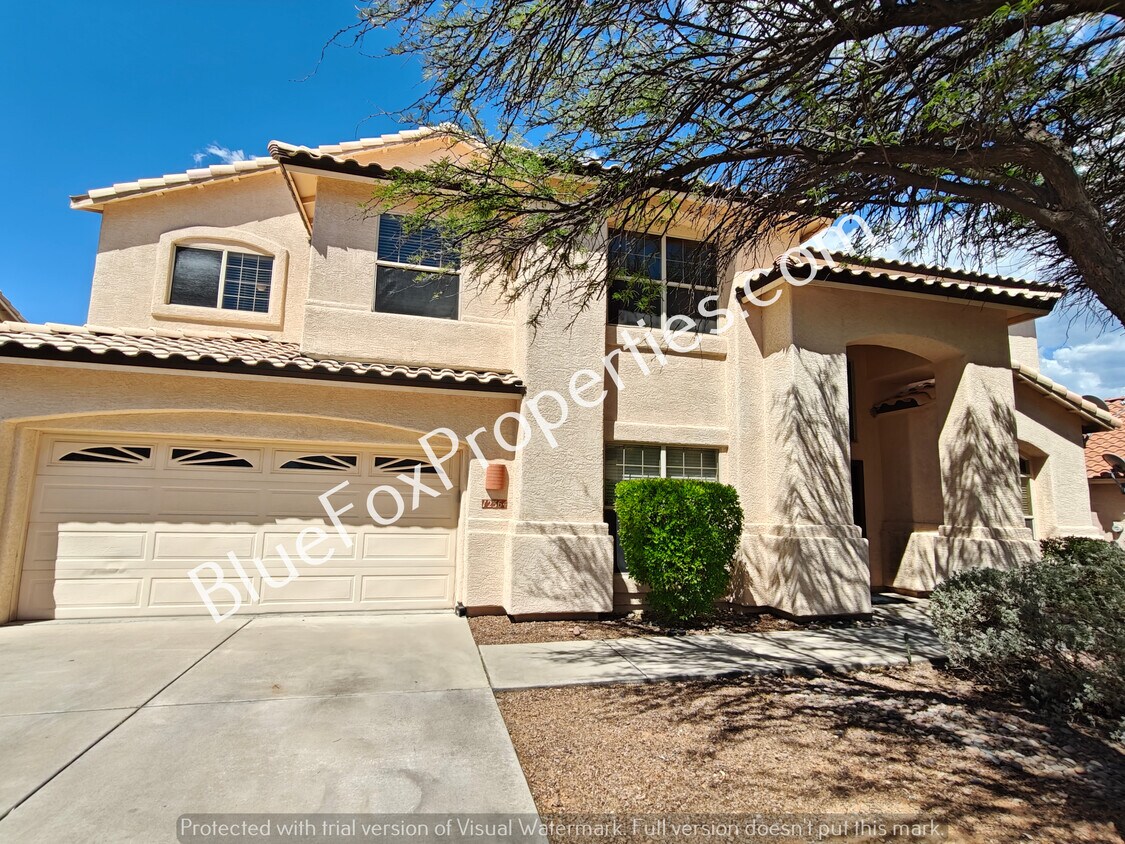 Foto principal - 12364 N Mt Bigelow Rd