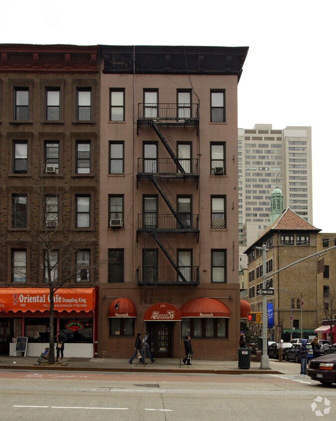 Foto del edificio - 1578 First Ave