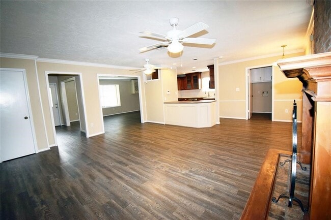 Building Photo - 1806 Cedarwood Ct