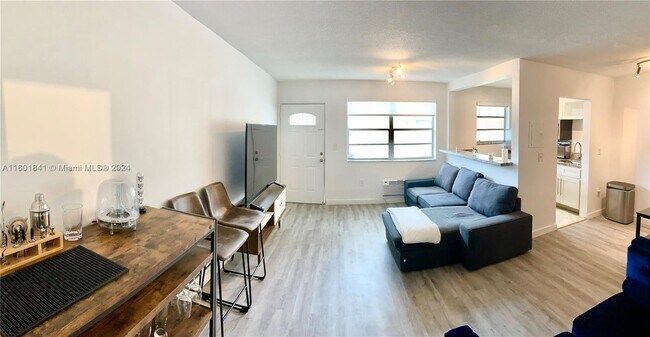 Foto del edificio - 734 Meridian Ave