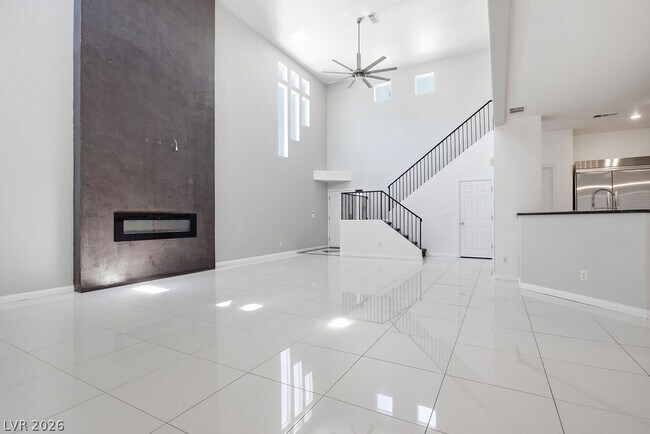 Foto del edificio - 7285 Winding Creek Dr