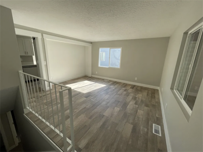 Foto del edificio - 945 S 900 W