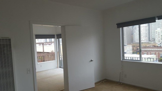 Foto del edificio - 1127-1133 Kearny