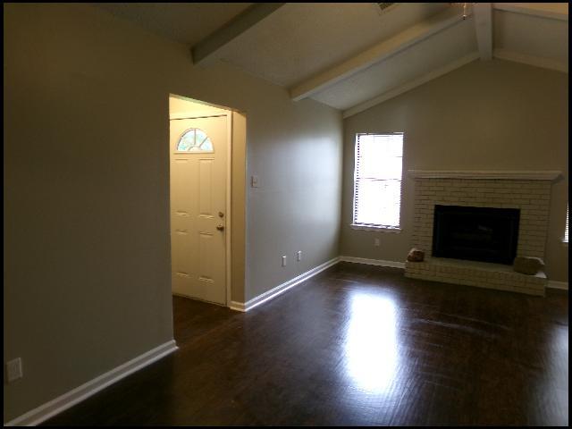 Building Photo - 106 Dales Drive