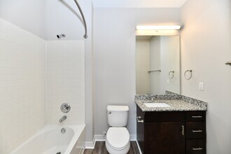 Building Photo - Mozzo apartments