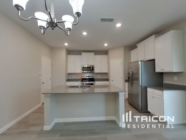 Building Photo - 9762 Lemon Grass Ln