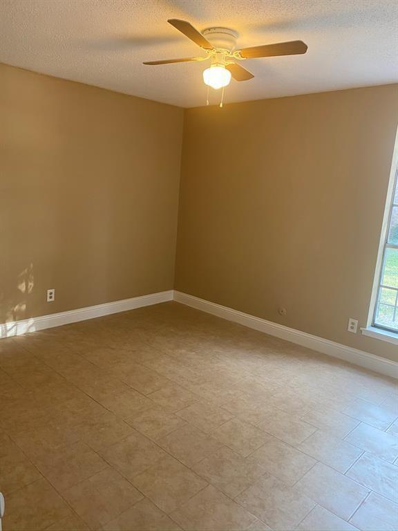 Foto del edificio - 9507 Braeburn Glen Blvd