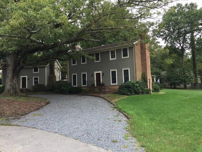 Foto del edificio - 30a Jones Station Rd