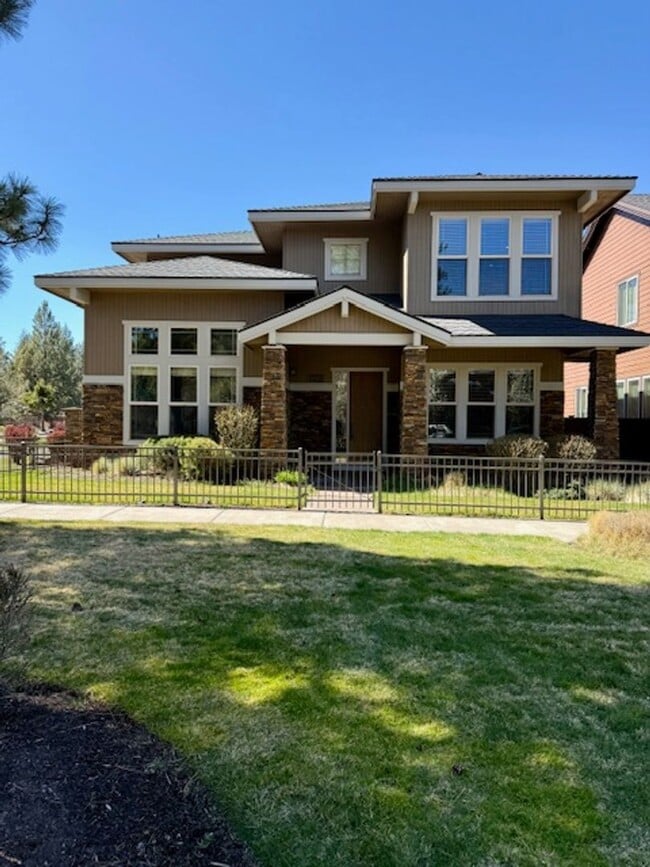 Building Photo - 61103 Aspen Rim Ln