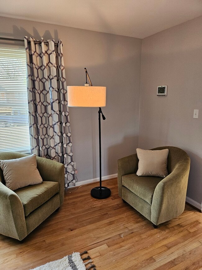 Building Photo - 10 Edith Key St