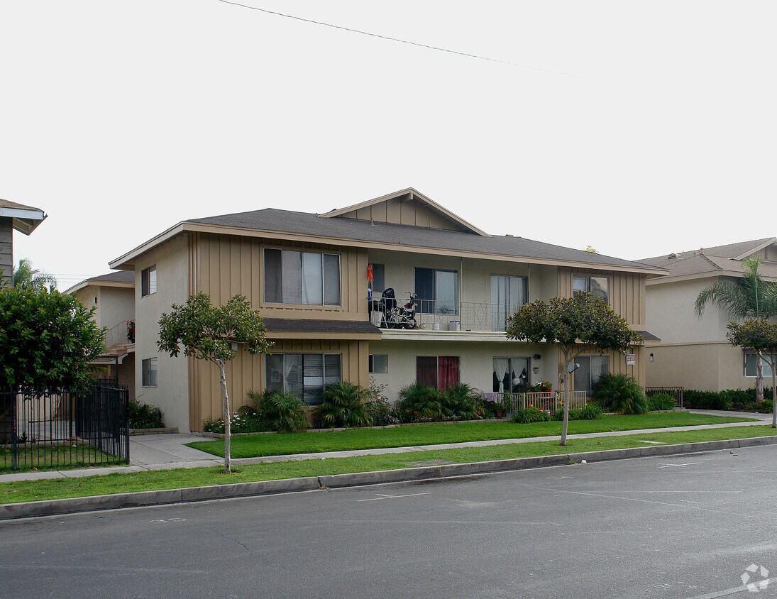 Foto del edificio - 1303 W Lynne Ave