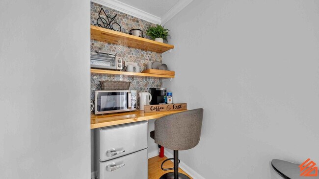 Building Photo - 318 Bream Ave