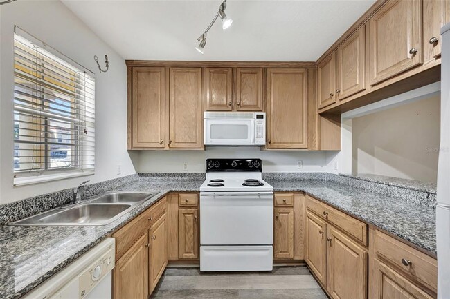 Building Photo - 3870 Island Way
