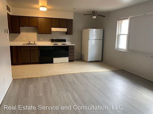 Foto principal - 128 N Walnut St