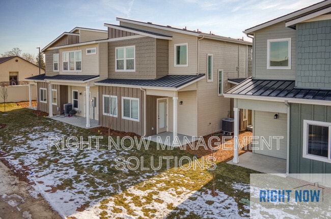 Building Photo - 5505 E Bollo St