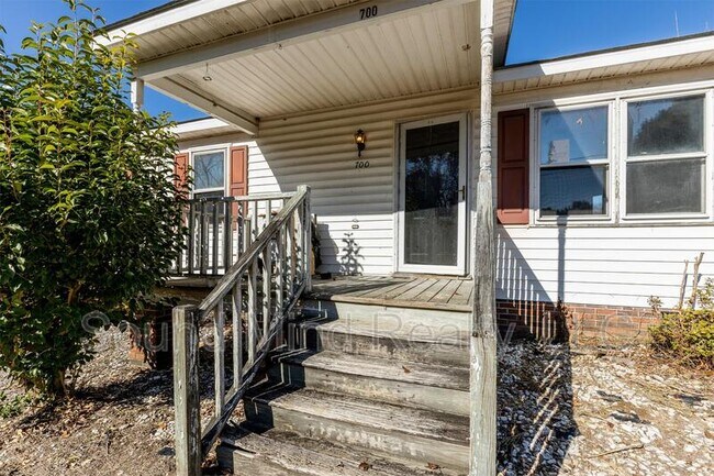 Foto del edificio - 700 Western Ave