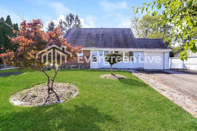 Foto del edificio - 4663 E Livingston Ave