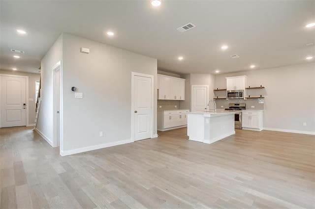 Building Photo - 4525 Hogan's Alley Dr