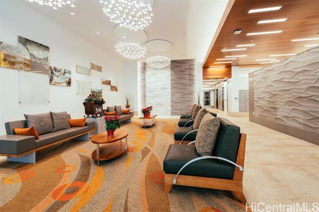 Building Photo - 555 South St