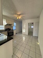 Building Photo - 190 Sylvan St