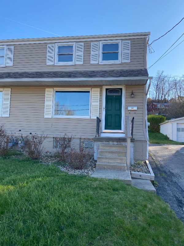 327 Cedar St, PA 15644 House Rental in PA