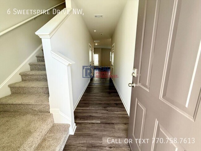 Building Photo - 6 Sweetspire Dr