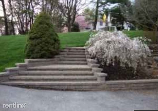 Foto del edificio - 943 Hunt Rd