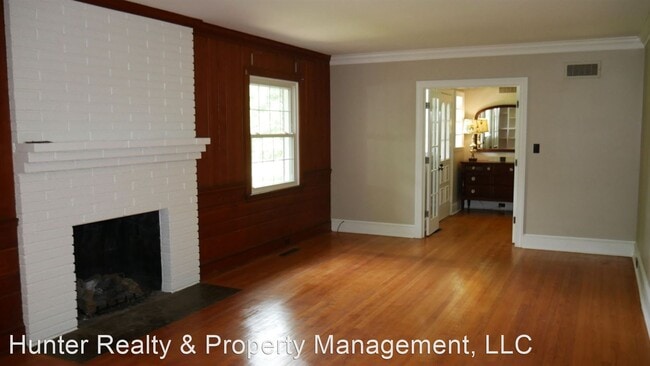 Building Photo - 3 br, 1.5 bath House - 2144 S Hawthorne Rd