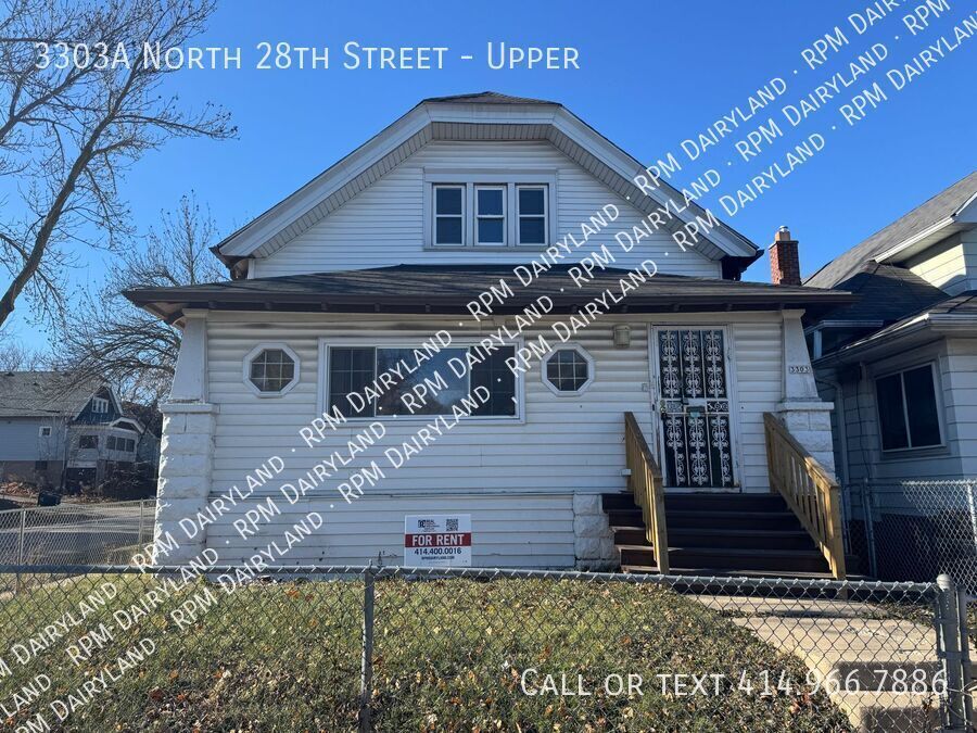 Primary Photo - Charming 3-Bedroom, 1-Bathroom Upper Unit ...